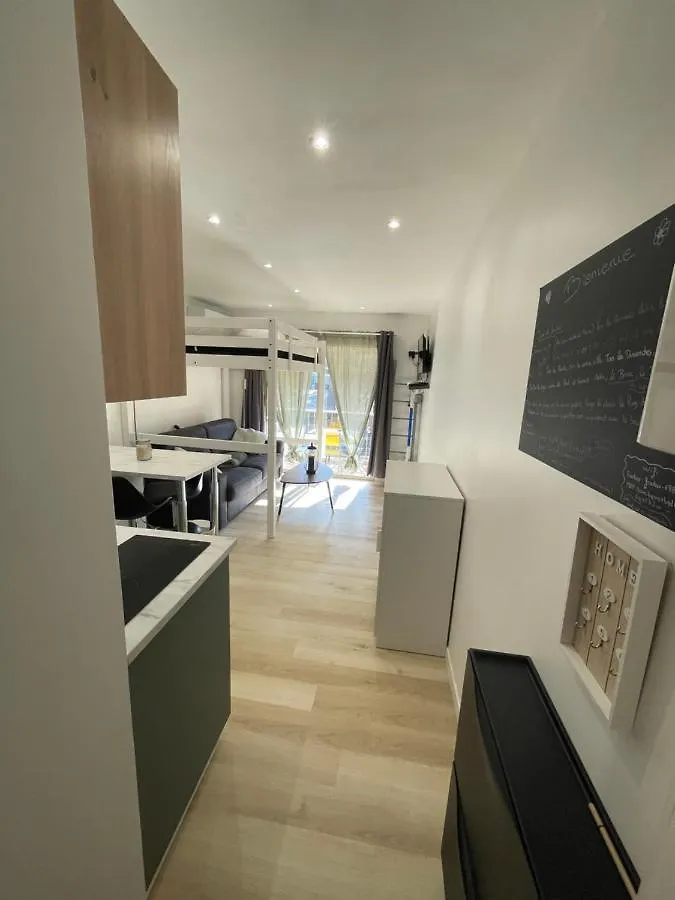 Apartment Studio Climatise Piscine Et Proche Plage Sanary-sur-Mer France